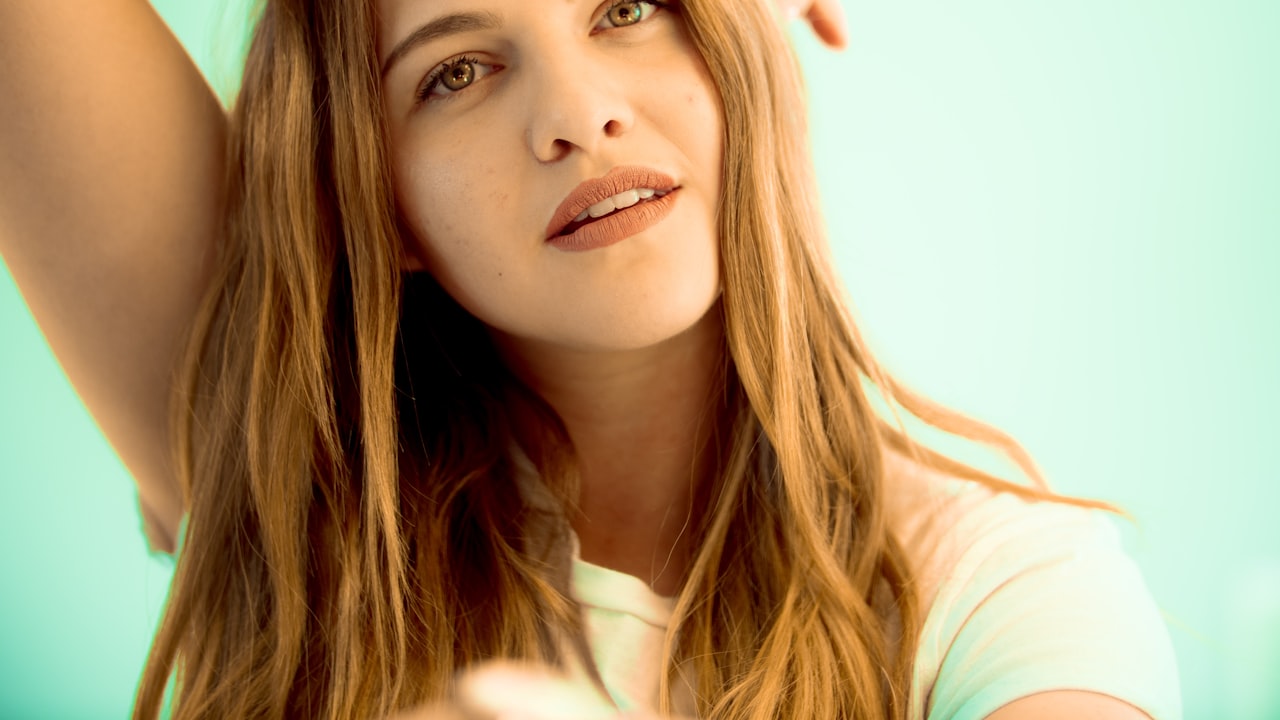 16-Inch Hair Extensions for Yoga Sessions: Maintaining Style During Workouts